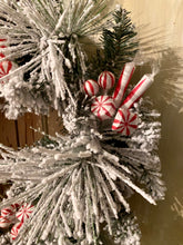 Load image into Gallery viewer, Candy Cane Christmas Wreath
